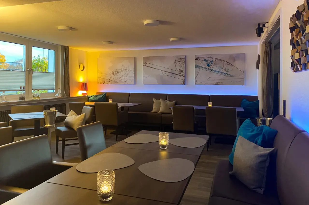 BookNoFees: Restaurant – Restaurant Ikarus – Neuenrade-Küntrop – Ikarus Restaurant, photo 1