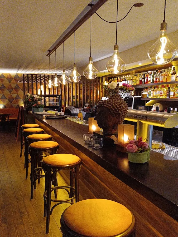 BookNoFees: Restaurant – Café Central – Lippstadt – Café Central, photo 1