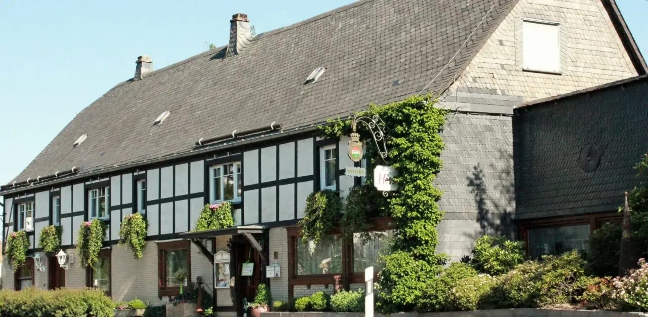 BookNoFees: Restaurant – Gasthof Hester – Bestwig – Hester Inn, photo 1