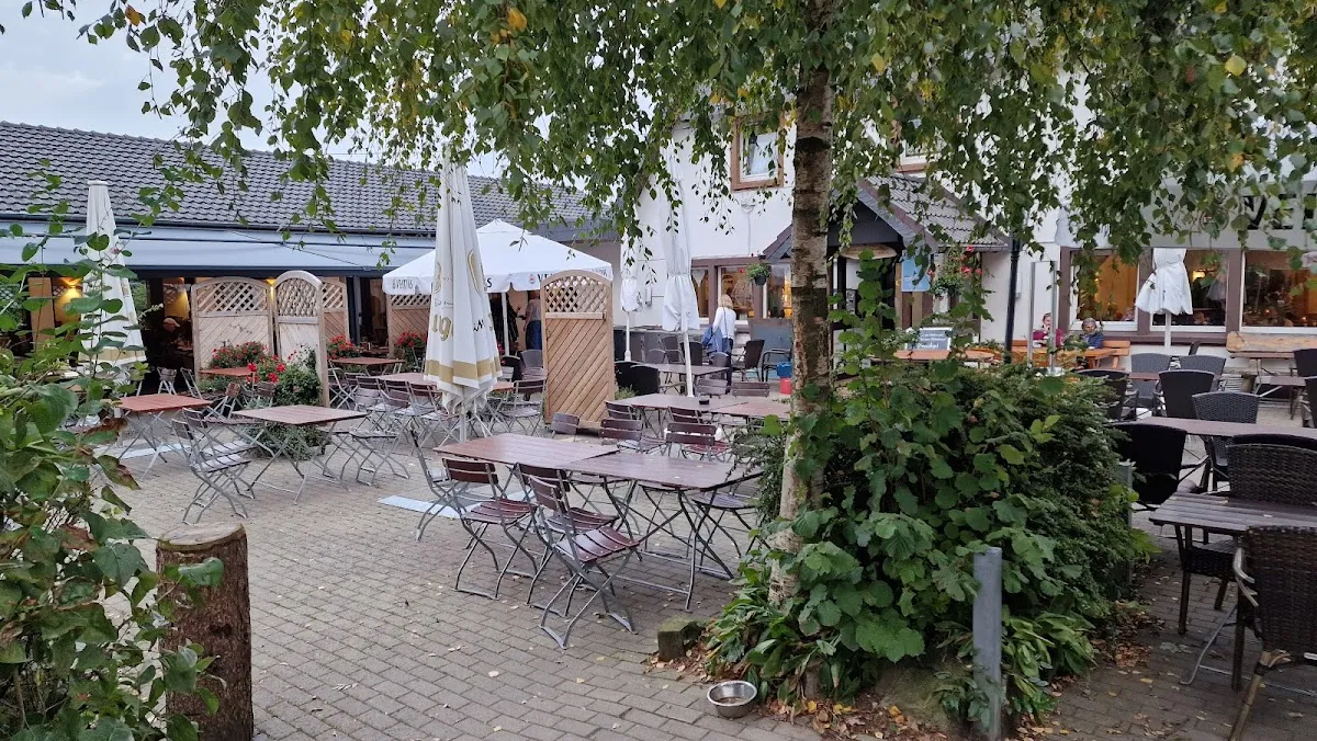 BookNoFees: Restaurant – Café Halle – Hagen – Café Halle, photo 1