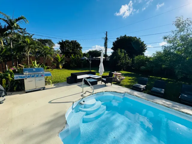 BookNoFees holiday home in Cutler Bay – Entire tiny house in Cutler Bay