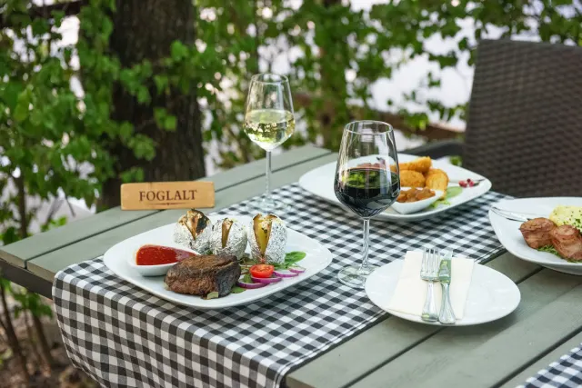BookNoFees: Restaurant – Harapó Mókus étterem – Budapest – Harapó Mókus Restaurant, photo 2