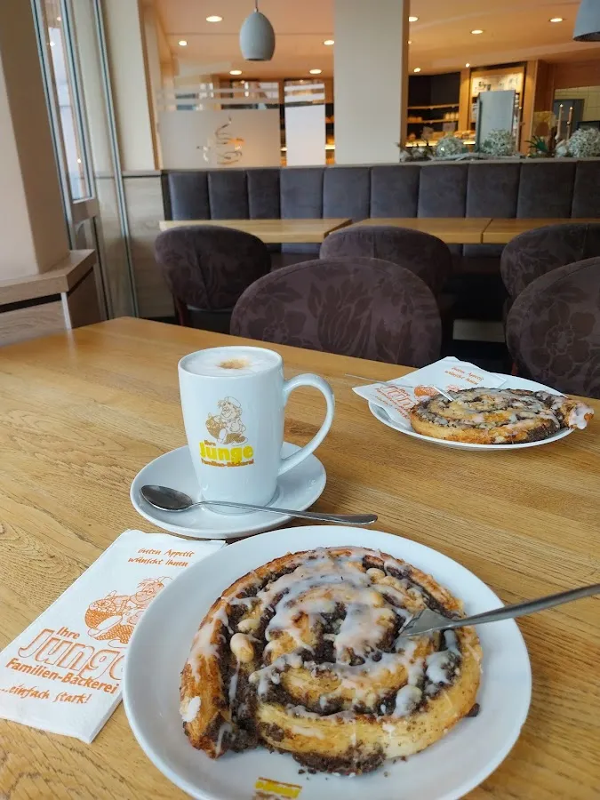 BookNoFees: Bakery – Bäcker Regina – Wenden – Regina the Baker, photo 1