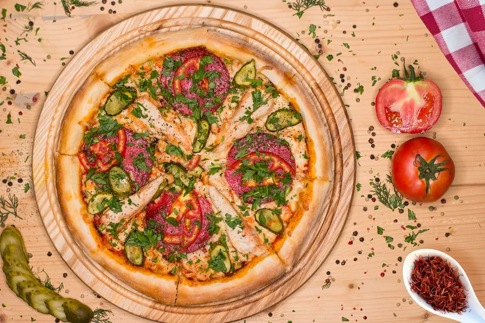 BookNoFees: Example photo: Pizza